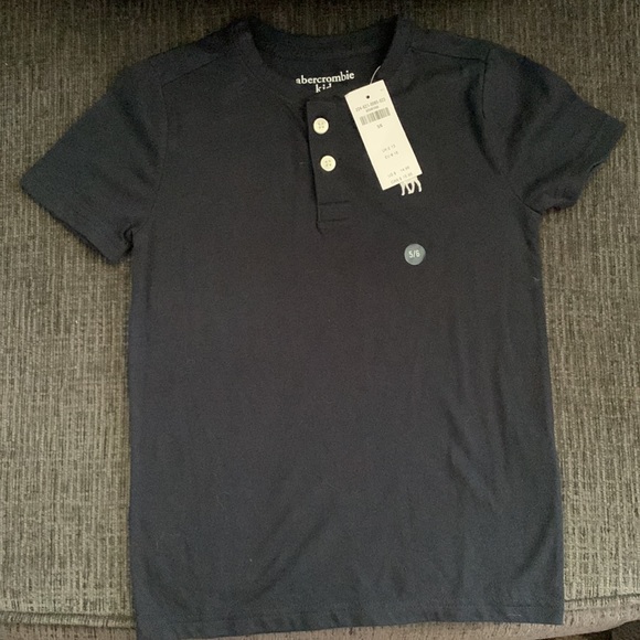 Kids Abercrombie Tee Bundle - Picture 6 of 7